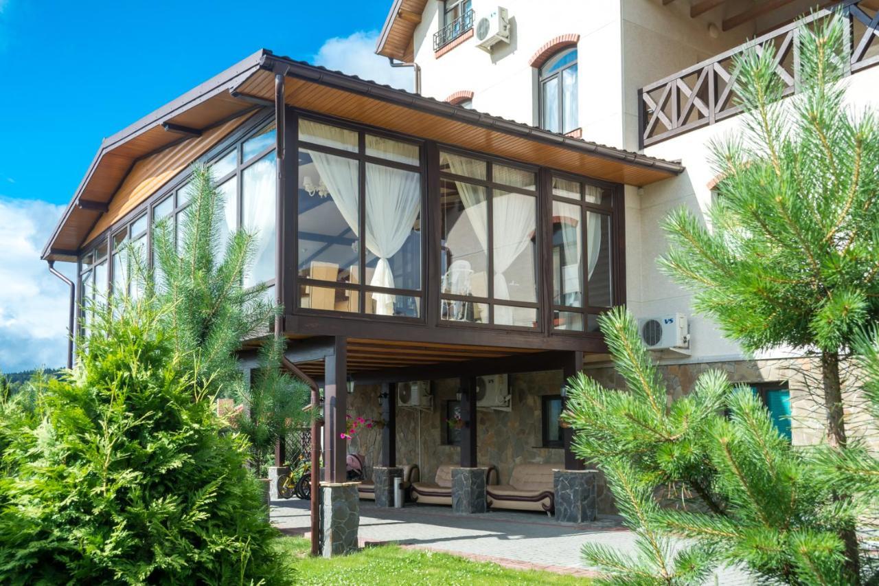 Villa Grand Skhidnytsia Kültér fotó