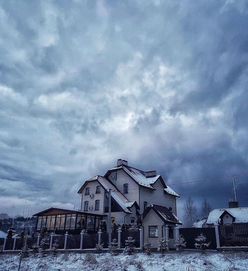 Villa Grand Skhidnytsia Kültér fotó