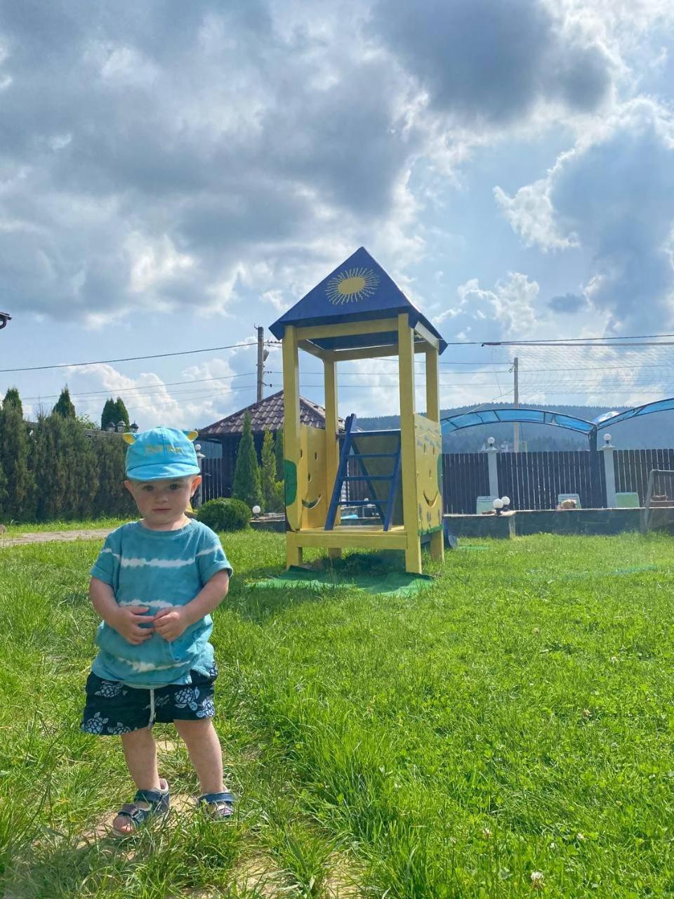 Villa Grand Skhidnytsia Kültér fotó