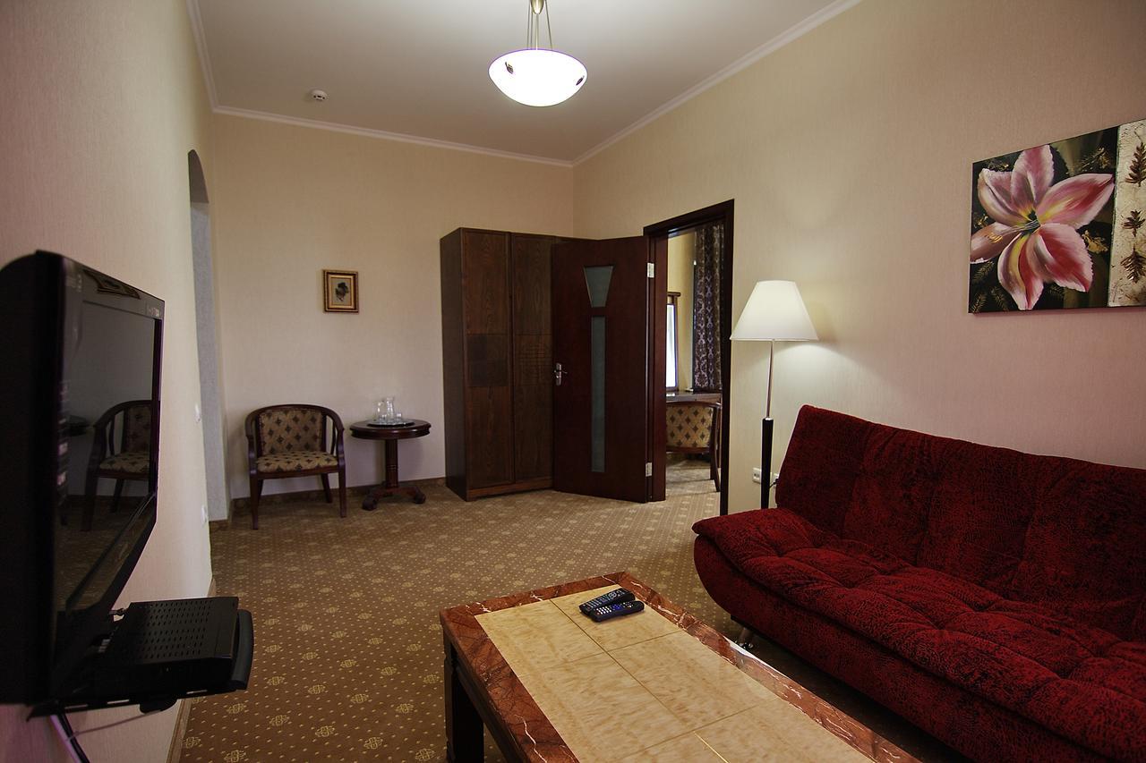 Villa Grand Skhidnytsia Kültér fotó